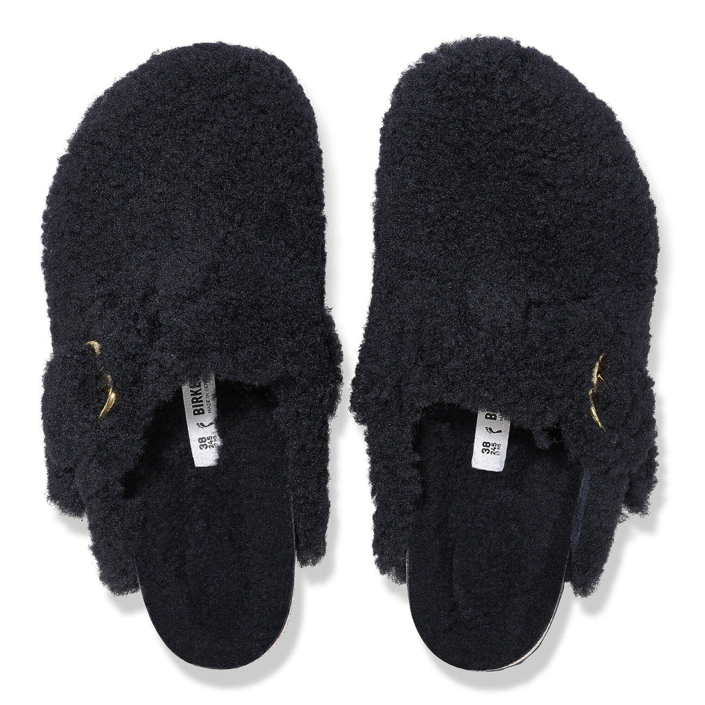 Boston Big Buckle Fur