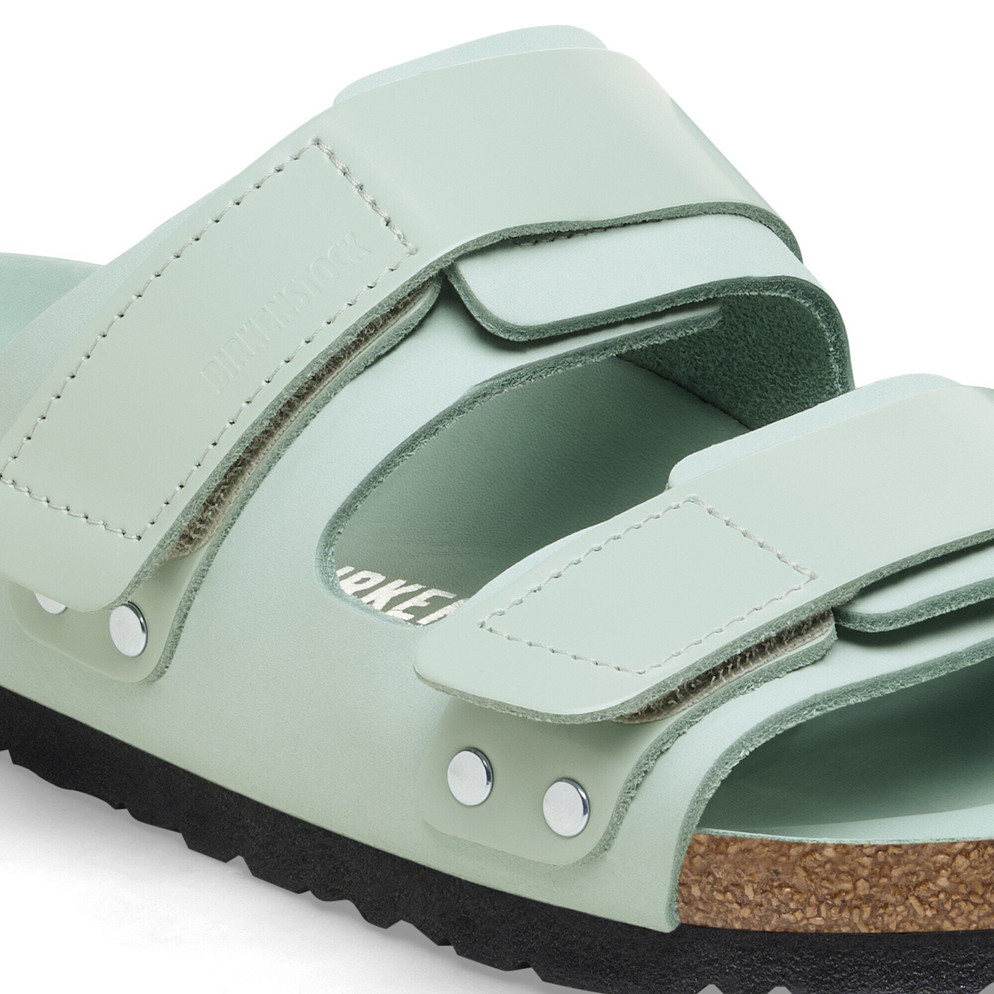 Uji Nubuck Leather